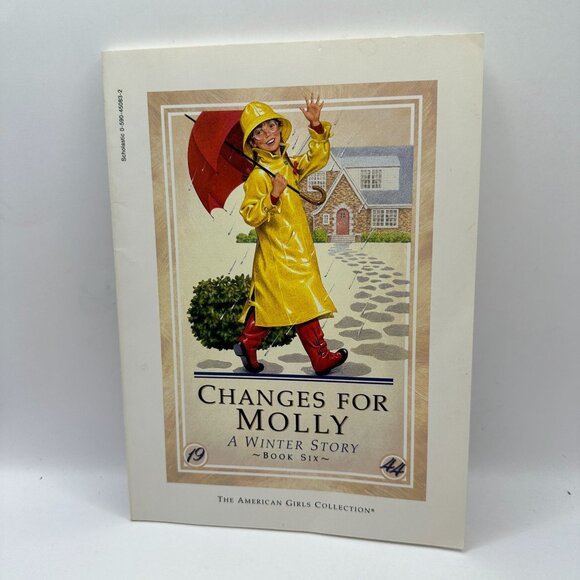 American Girls Collection Book Changes For Molly: A Winter Story Valerie Tripp - Picture 1 of 2